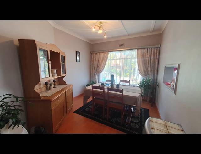 3 BEDROOM FREEHOLD FOR SALE IN RANDHART